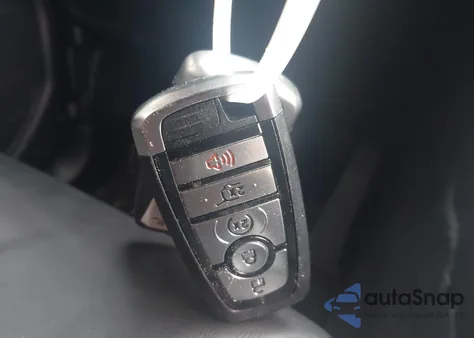 2022 Ford Explorer Platinum from USA, damaged, VIN 1FM5K8HC7NGB00765